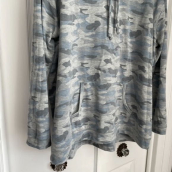 Ink Love & Peace camo hoodie - Picture 3 of 6